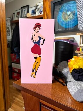 Pink Pin-Up Girl Decorative tissue Box